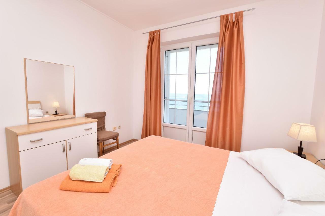 Apartments Brico Primošten Extérieur photo