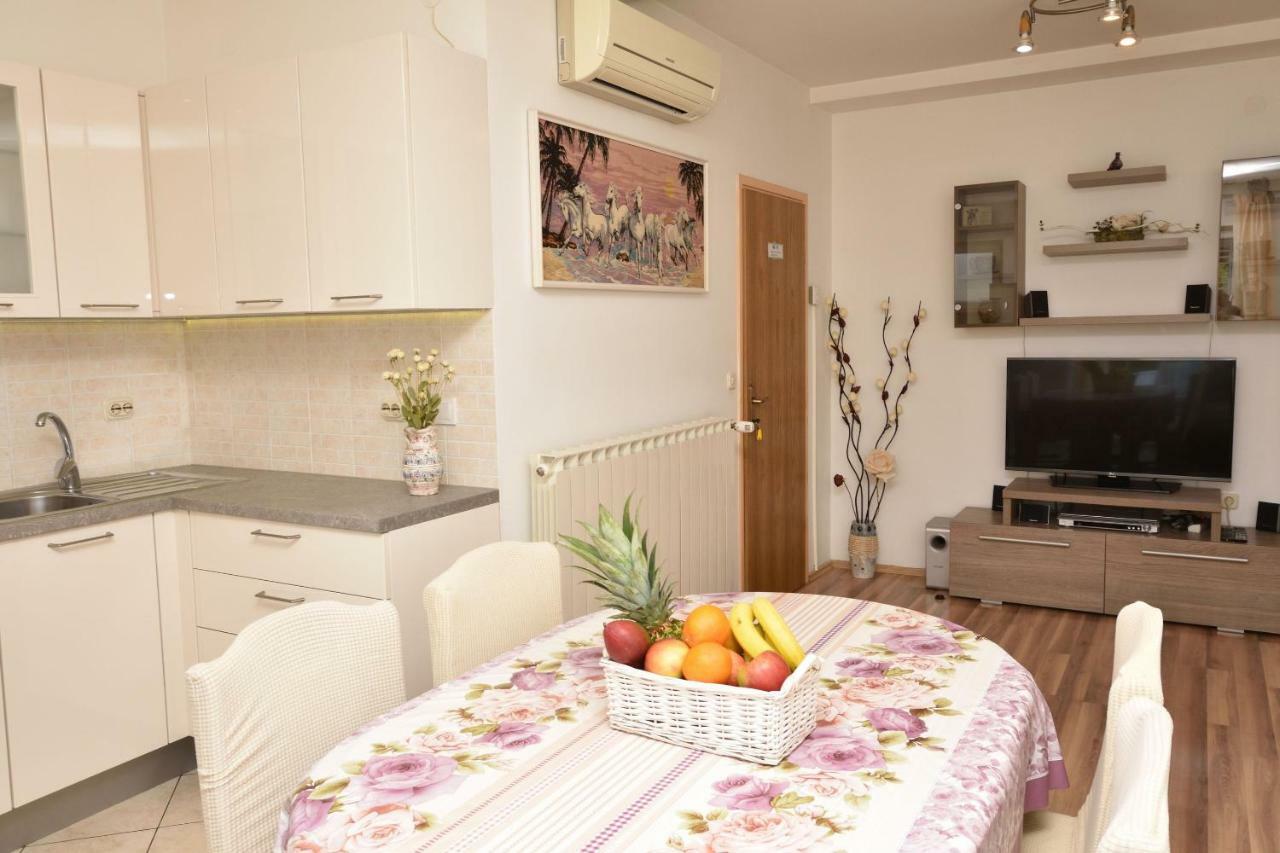 Apartments Brico Primošten Extérieur photo
