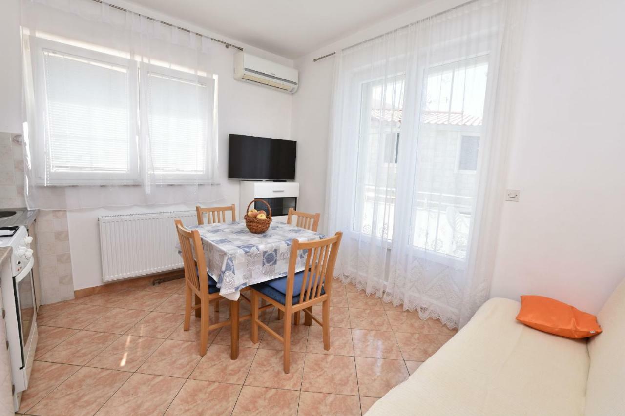Apartments Brico Primošten Extérieur photo